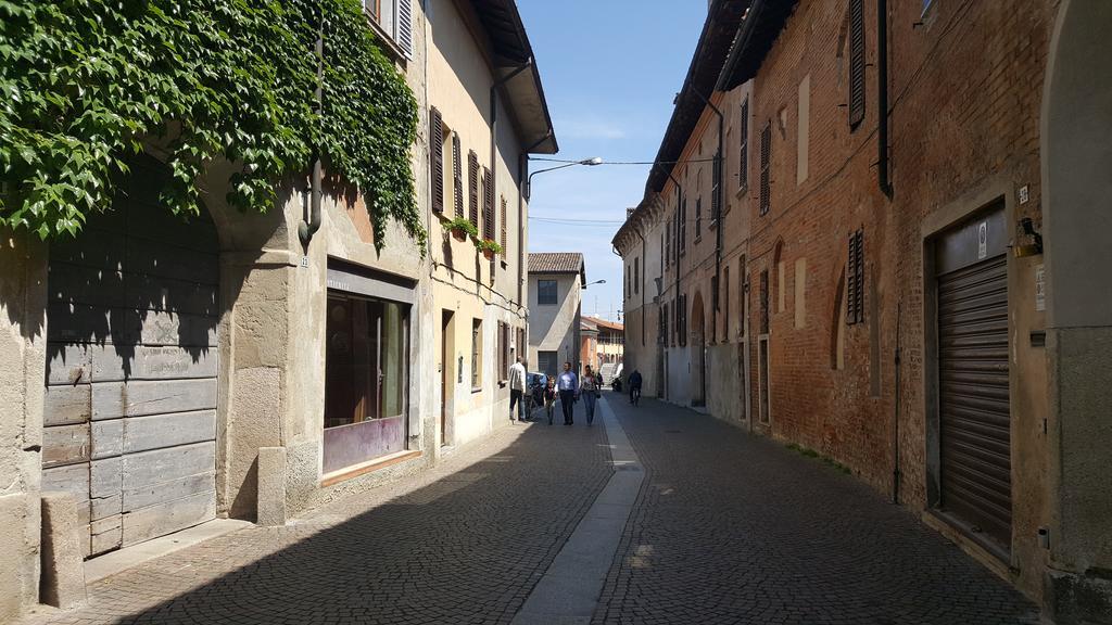 博尔格阿尔基托公寓 Robecco sul Naviglio 外观 照片