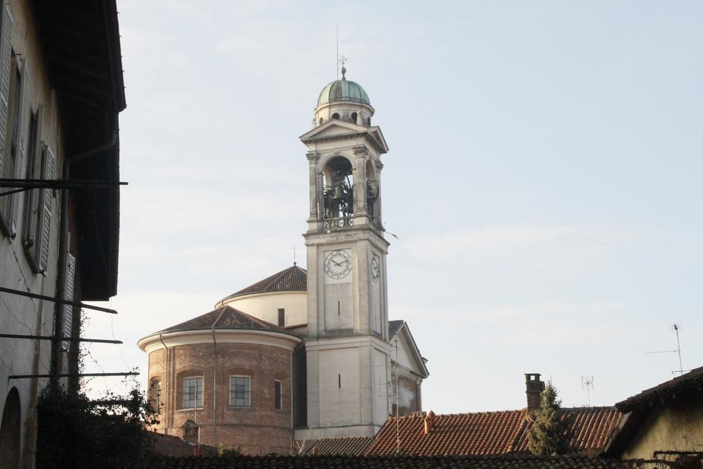 博尔格阿尔基托公寓 Robecco sul Naviglio 外观 照片